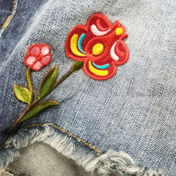 Torrid Shorts Womens 12 Medium Wash Floral Stretch Mid Rise Frayed Hem Denim - Picture 3 of 15